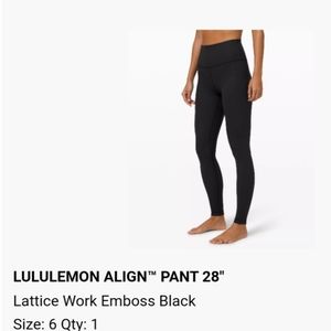 Never worn/Tags removed Lululemon Align lattice print, black leggings, size 6